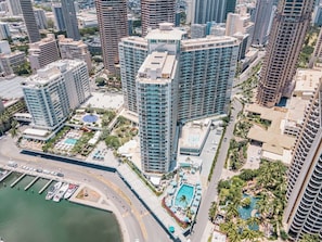 Aerial view - Ilikai Hotel Condo at Waikiki No Parking (Honolulu)