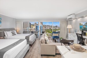 Apartment (1 Bedroom) | 1 bedroom, iron/ironing board, bed sheets