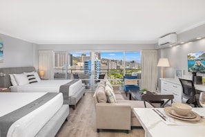 Apartment (1 Bedroom) | 1 bedroom, iron/ironing board, bed sheets - Ilikai Hotel Condo at Waikiki No Parking (Honolulu)