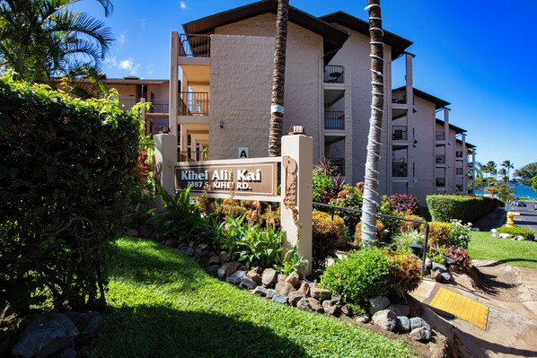 Property entrance -  Kihei Ali'i Kai Condos with Free Parking (Kihei)