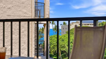 Comfort Apartment, 1 King Bed with Sofa bed, Garden View (1 Bedroom (1003)) | Balcony view