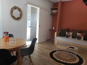 Superior Apartment, Balcony, Pool View | Living area - Odyssée Résidence (Mahajanga)