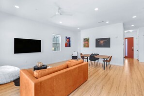 TV, stereo, offices