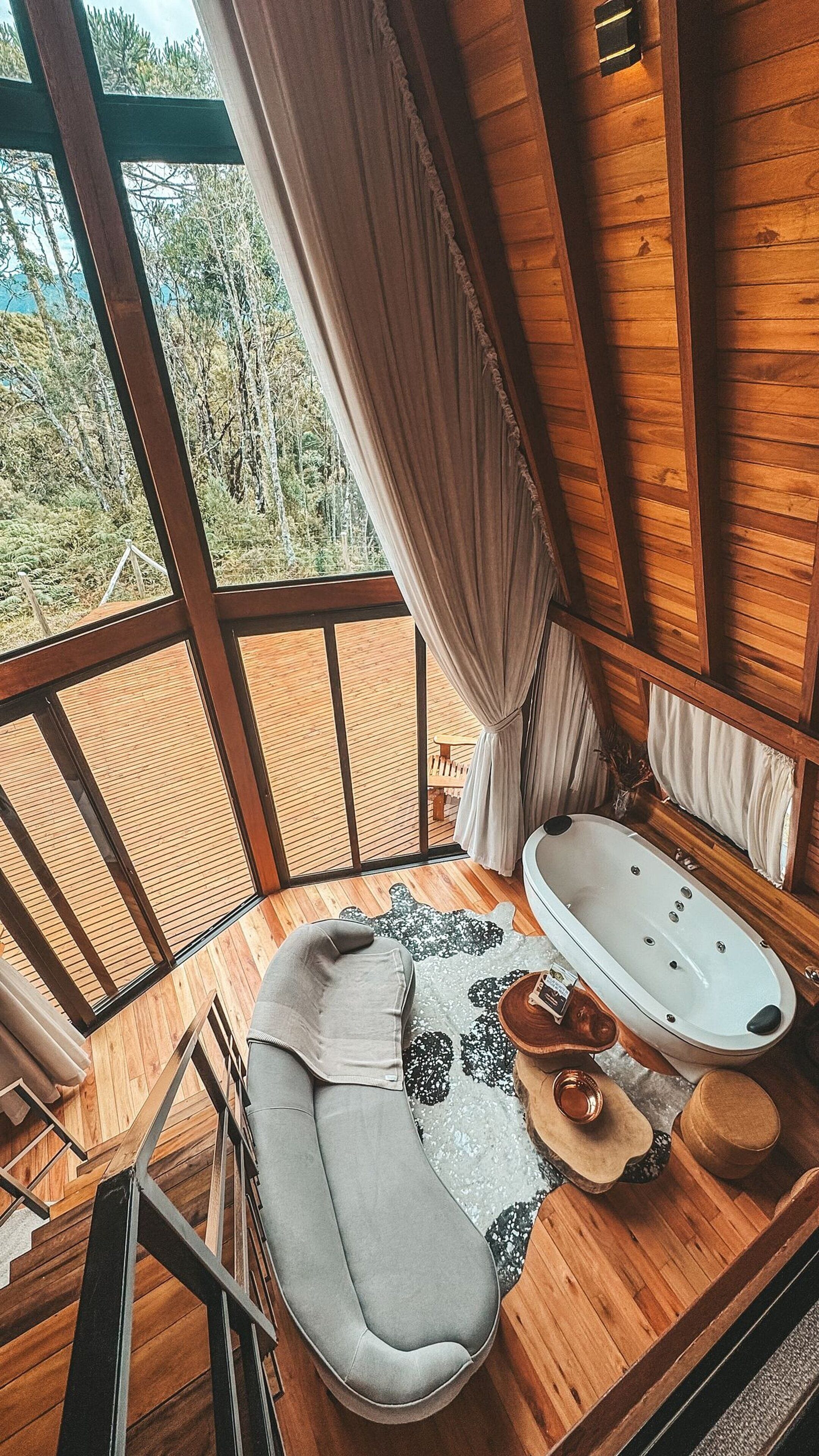 Basic Chalet | Interior