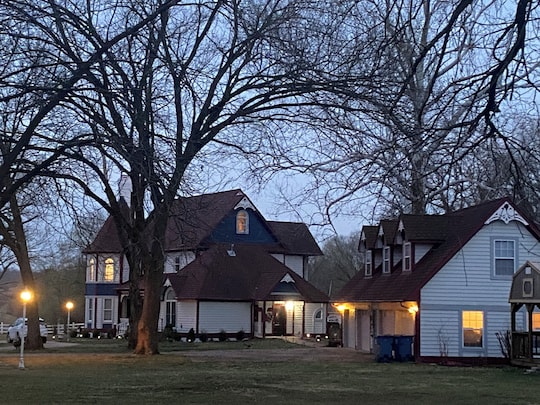 Apple Crest Inn