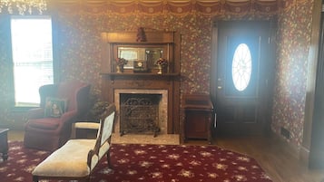 40-inch flat-screen TV with cable channels