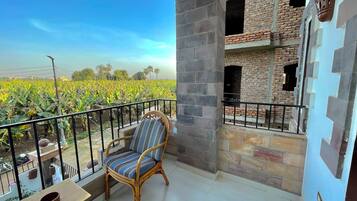 Deluxe Double or Twin Room with City View | Balcony