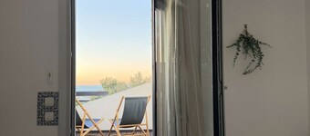 The Solarium by the Waves
