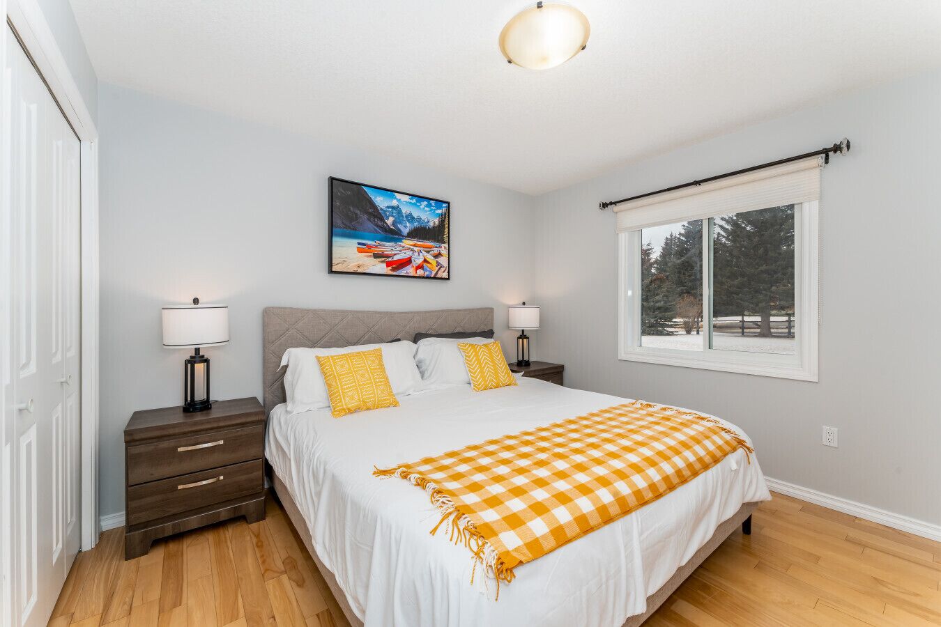 6 多间卧室、办公桌、熨斗/熨衣板、旅行婴儿床