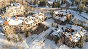 Exterior - Woodrun Place 04 Two Bedroom Residence (Snowmass)