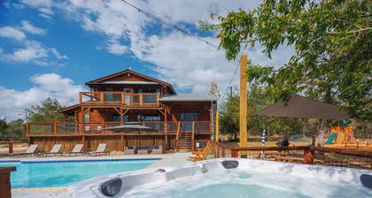 Ultimate Family Retreat w/ Pool+HotTub+Adventure|Playground|Gameroom|EV