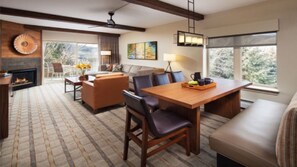 Smart TV, fireplace - Mountain Bliss Awaits: Spacious 2-Bedroom Villas at Sheraton Lakeside Terrace (Avon)