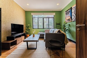 TV connectée, jeux vidéo, espaces bureaux