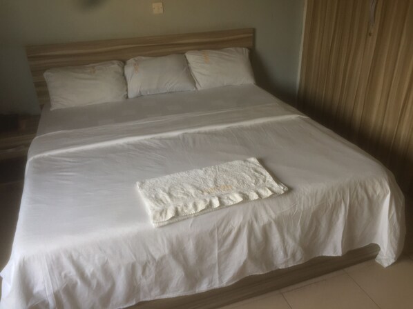 Een bureau, gratis wifi