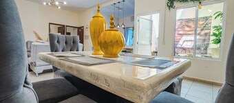 Modern and Tranquil Apartment in Tonala