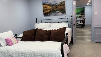 6 quartos, cofres nos quartos, Wi-Fi, roupa de cama