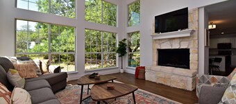 Dreamy Dripping Springs | Near Parks, Hiking & More!