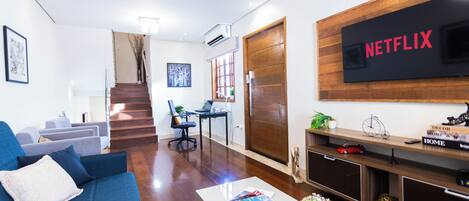 Villa | Living area | Offices