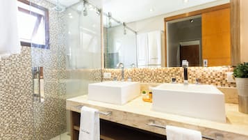 Biệt thự | Phòng tắm | Buồng tắm vòi sen