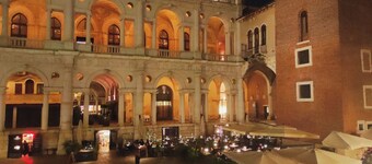 2 Bedr - Front Basilica View with Terrace