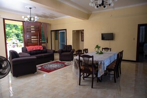Dining - Villa close to the sea (St. James Parish)