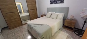 3 عدّة غرف نوم ومكتب ومكواة/لوح كي وواي فاي