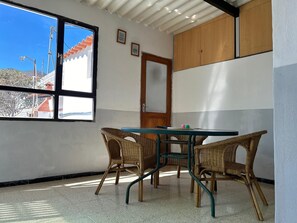 تناول الطعام