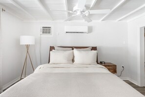 3 habitaciones, escritorio, cuna de viaje y wifi gratis