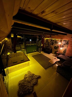 1 bedroom, soundproofing, free WiFi