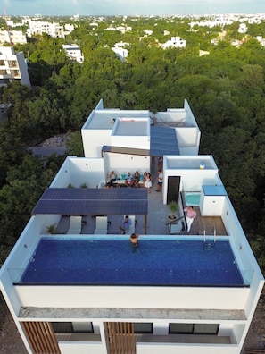 Piscine extérieure