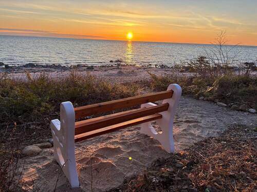 4-bedroom family-friendly house near Mackinac Island, on Lake Huron
