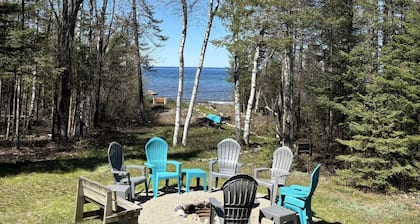 4-bedroom family-friendly house near Mackinac Island, on Lake Huron
