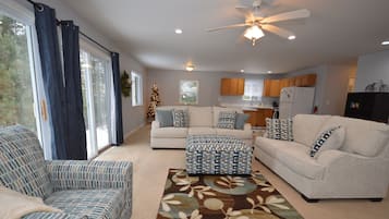 Smart TV, fireplace, video games, books