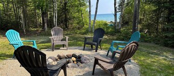 2,000 sq.ft. 4-bedroom family-friendly house near Mackinac Island, on Lake Huron