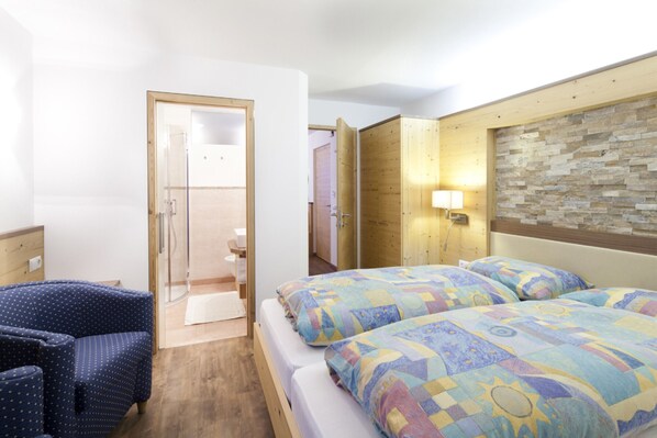 Wifi gratis y ropa de cama 