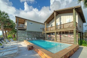 單棟房屋 (6 Bedrooms) | 內部