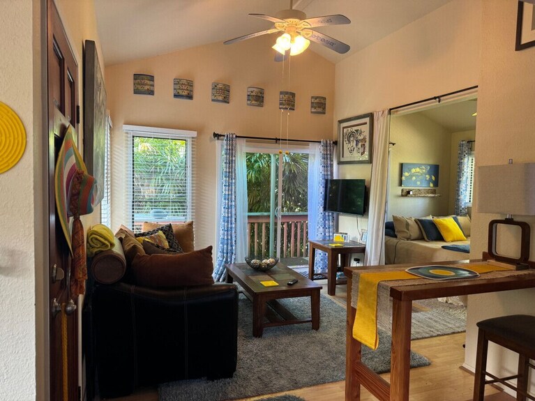Inspired 1-br, Magic Gardens, Stream And Waterfall - Waimea, HI