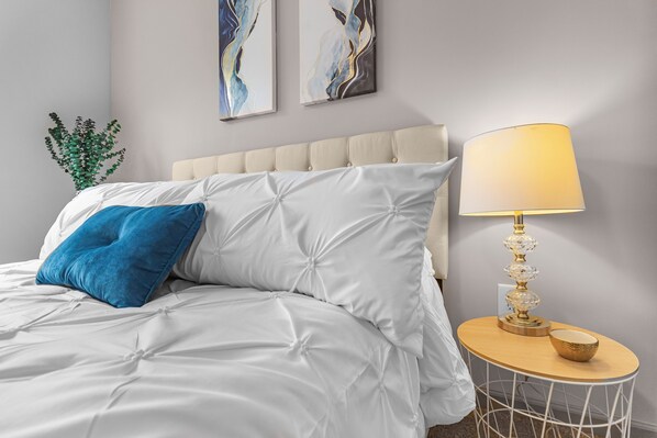 1 slaapkamer, een strijkplank/strijkijzer, wifi, beddengoed