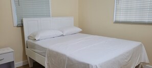 1 bedroom, iron/ironing board, WiFi, bed sheets - Charming 2-bedroom house in awesome Castries with WiFi, AC (Castries)