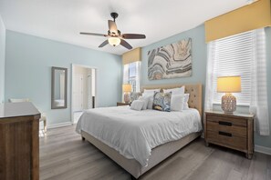 9 habitaciones, escritorio y tabla de planchar con plancha 