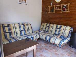 Fernseher, Kamin
