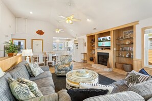 Televisión y futbolito 