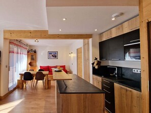 Dining - À 200m des pistes ! Cosy studio p/6 + balcon privé (Courchevel)