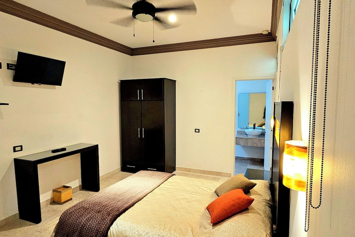 Quarto casal | Ferros/tábuas de passar roupa, Wi-Fi de cortesia