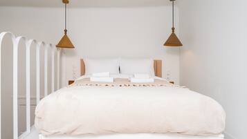 Fer et planche à repasser, draps fournis