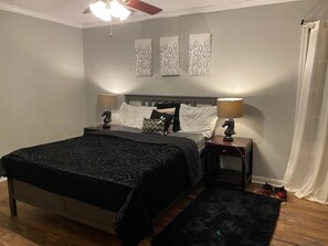 3 bedrooms, iron/ironing board, WiFi, bed sheets