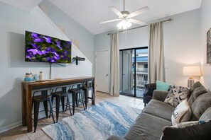 Smart TV - Pelican's Perch Sugar Beach 368 (Orange Beach)