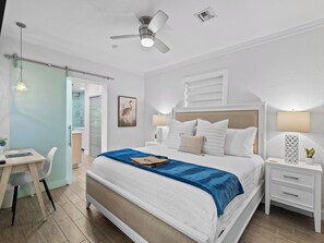 3 bedrooms, desk, iron/ironing board, travel crib