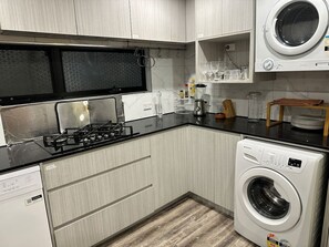 Fridge, microwave, oven, dishwasher