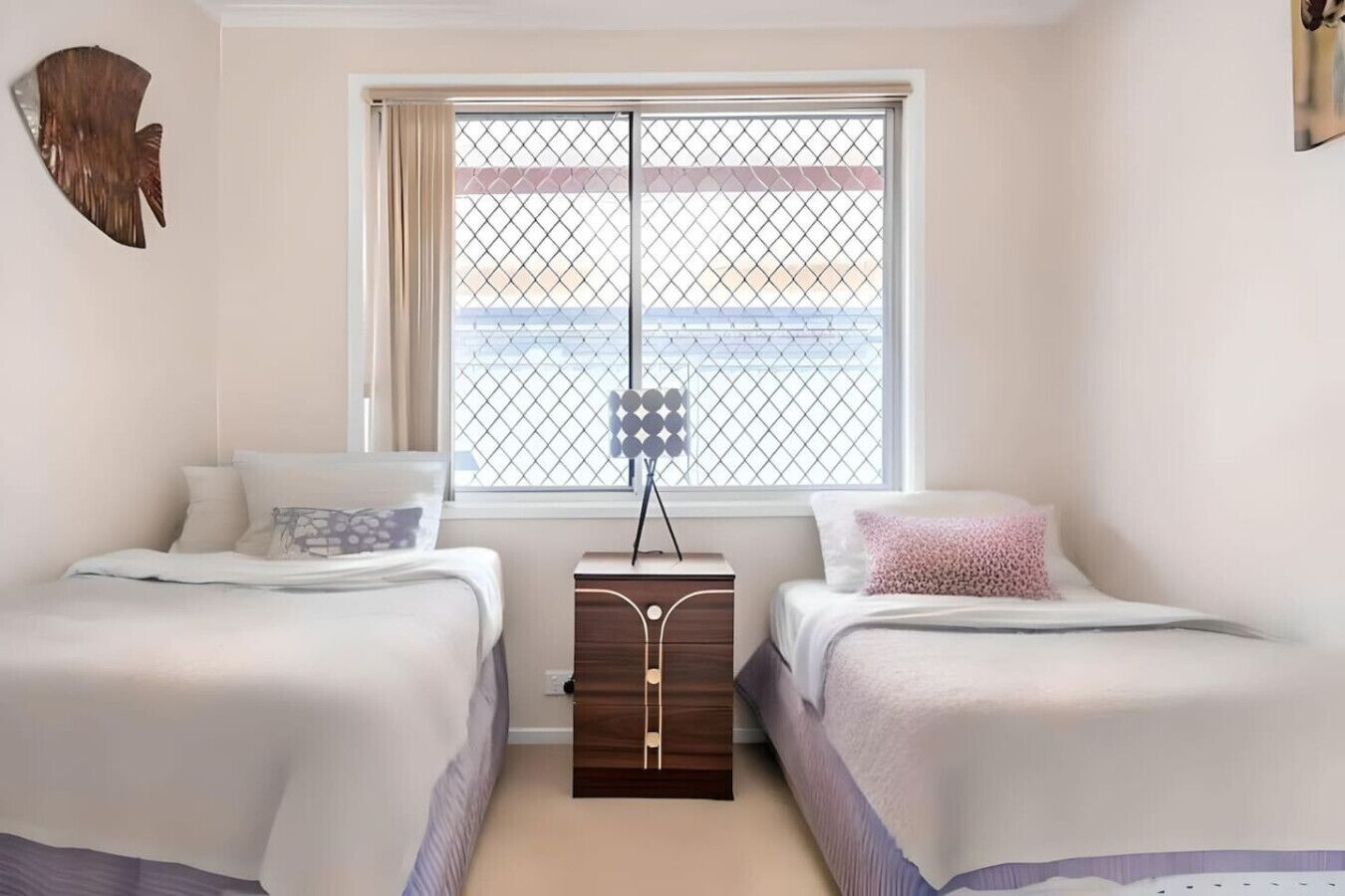 13 bedrooms, desk, iron/ironing board, WiFi